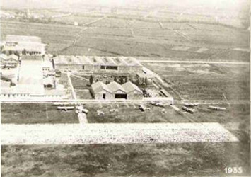 Fotografia aerea degli stabilimenti Caproni e dellAeroporto di Taliedo (anno 1935)