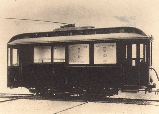 Il tram per i trasporti funebri, detto «La Gioconda» (1907)