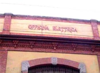 Il vecchio edificio della centrale di Porta Volta, in via Bramante, in una foto recente