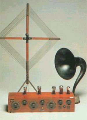Apparecchio radio a valvole SITI-DOGLIO, onde medie e lunghe,verso il 1924