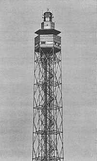  La torre del Parco (o Littoria), usata come supporto