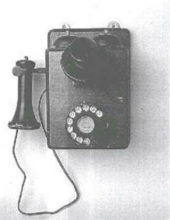 Telefono con disco combinatore (modello del 1920)