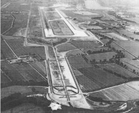 La nuova pista di Linate, ormai completata (1960)