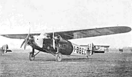 Trimotore Fokker FVII, usato per la linea Taliedo-Monaco di Baviera