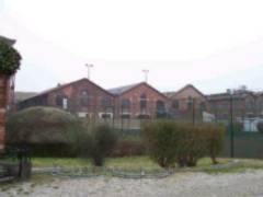 Resti dellinsediamento industriale della Caproni in via Mecenate